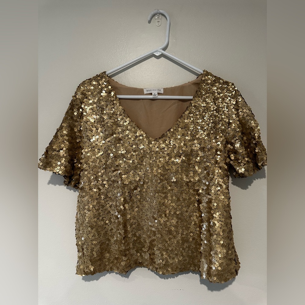 Socialite Gold Sequin Short Sleeve Top